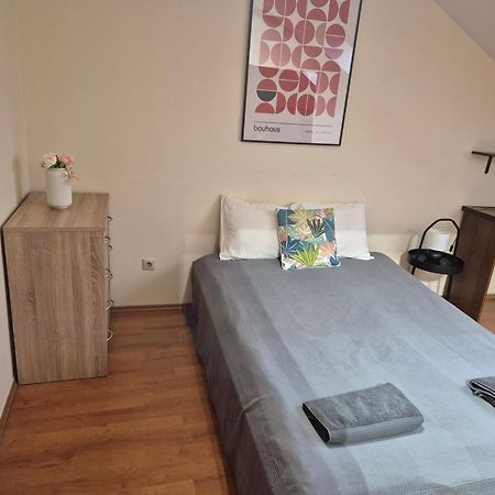 Central Apartment At Nagymezo Street บูดาเปสต์ ภายนอก รูปภาพ